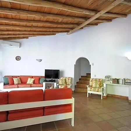 Fantastic Vacation Getaway, Private Tennis Court Golf Practice Facility ALGARVE