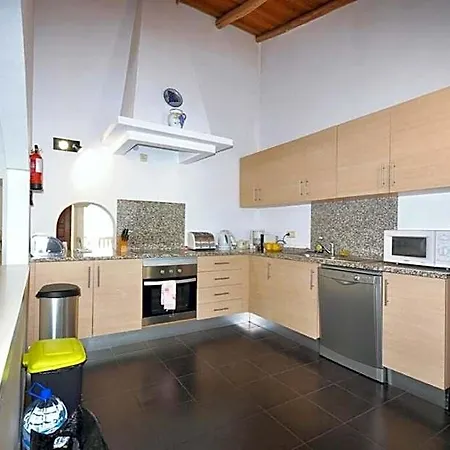 Fantastic Vacation Getaway, Private Tennis Court Golf Practice Facility 4* ALGARVE