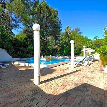 Fantastic Vacation Getaway, Private Tennis Court Golf Practice Facility 4*