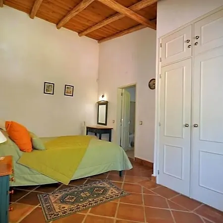 Fantastic Vacation Getaway, Private Tennis Court Golf Practice Facility Hotel 4*