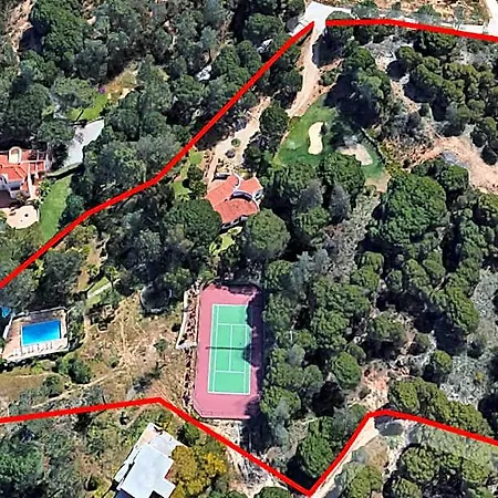 Fantastic Vacation Getaway, Private Tennis Court Golf Practice Facility 4* ALGARVE